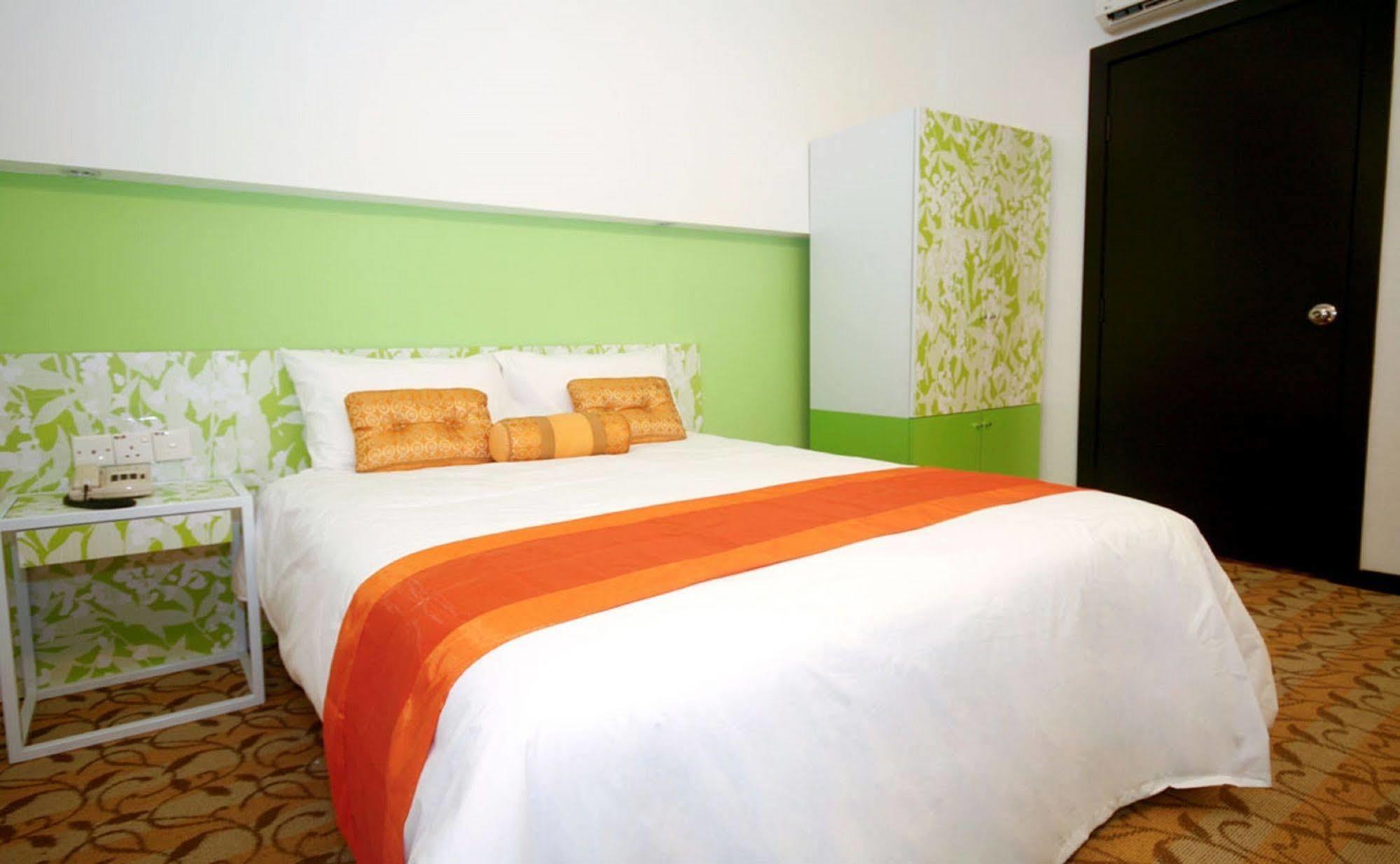 Citin Langkawi By Compass Hospitality Hotel Kuah Room photo